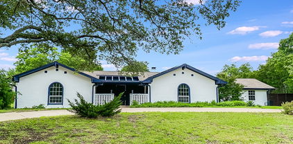 3309 S Country Club Rd, Garland