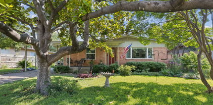 8930 Liptonshire Dr, Dallas