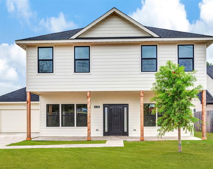 428 N Mcgraw St, Forney