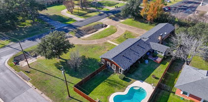 1102 Griffith Ave, Terrell