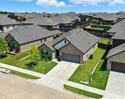 5727 Miriam Dr, Forney