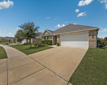 2442 San Marcos Dr, Forney