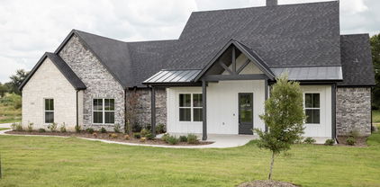 3094 Willow Rd, Celeste