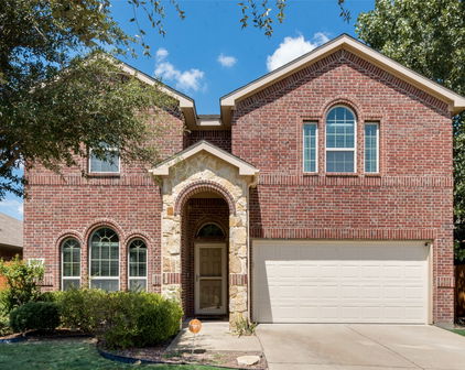 2004 Karsen Ln, Heartland