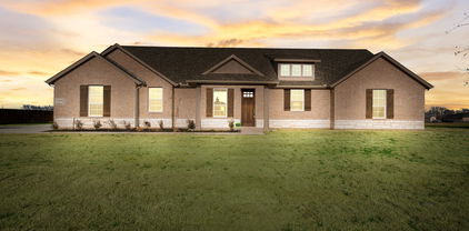 2605 Witness Tree Rd, Oak Ridge