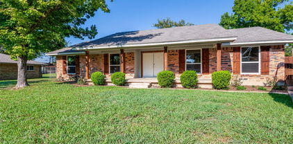125 Stardust Ln, Desoto