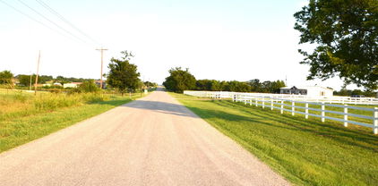 2465 County Road 4106, Kaufman
