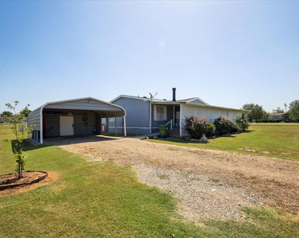 4000 Dee Dr, Terrell
