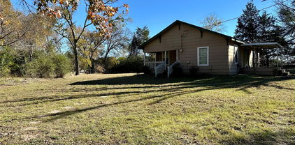 1055 Vz County Road 2106, Canton