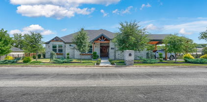 820 E Heath St, Rockwall