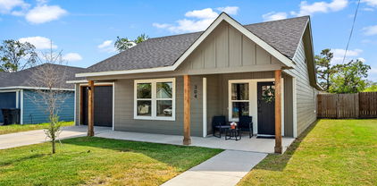 304 Thomas St, Terrell