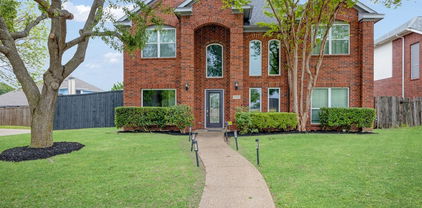 9122 Woodlake Dr, Rowlett