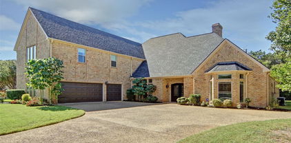705 Cobblestone Ct, Cedar Hill