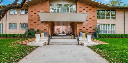 6130 Bandera Ave Unit C, Dallas