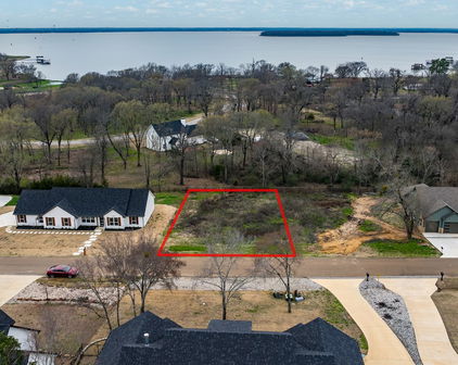 204 Splitrail Dr, Mabank