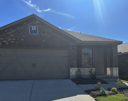 1427 Canongate Dr, Crandall