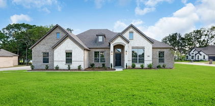 106 Lakeview Dr, Canton