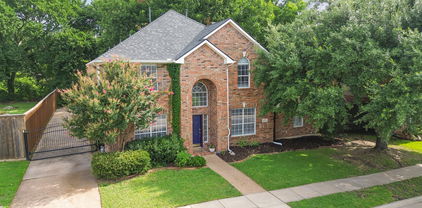 8713 Lakeside Dr, Rowlett