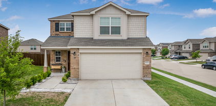 1802 Arcola Ct, Forney