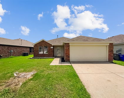 1526 Warrington Way, Forney