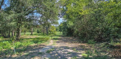 628 Live Oak Rd, Canton