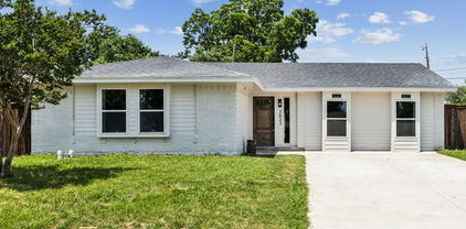 2023 William Ln, Carrollton