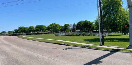 1602 E Campbell Rd, Richardson
