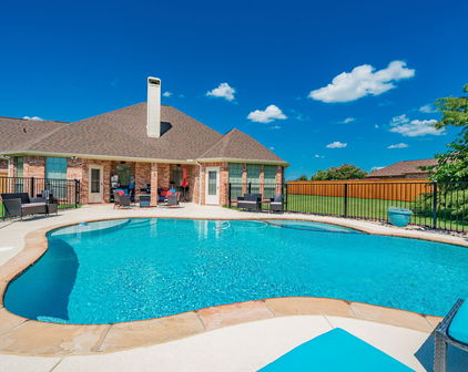 2577 W Alamosa Dr, Terrell