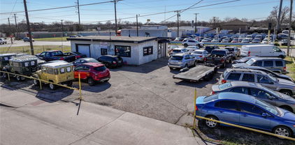200 E Ave A, Garland