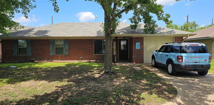 605 Cates Dr, Kaufman