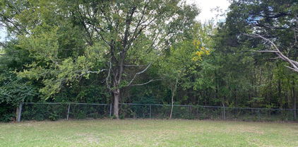 0000 Shady Ln, Canton