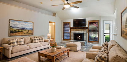 911 Bermuda St, Forney