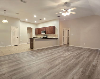 2043 Brook Meadow Dr, Forney