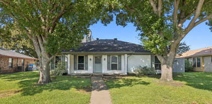 809 Willow Crest Dr, Richardson