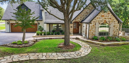 153 Meadowcreek Rd, Coppell