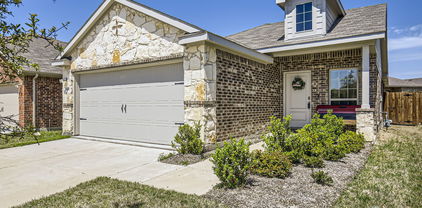 1610 Kalamath St, Forney