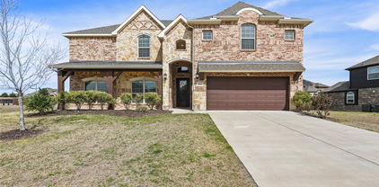 1515 Spring Hill Dr, Cedar Hill