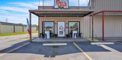 215 W Frank St, Grand Saline