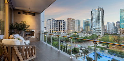 3130 N Harwood St Unit 907, Dallas
