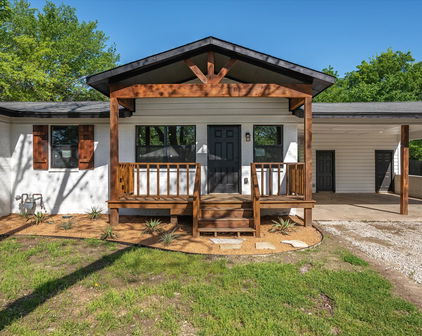 261 Bois D Arc St, Canton
