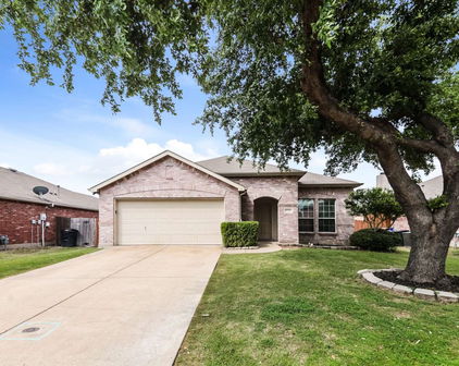 532 Chestnut Trl, Forney