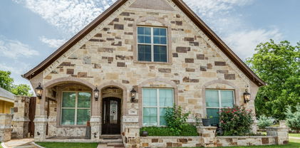 2104 Wellington St, Greenville