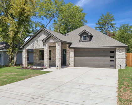 512 Frazier St, Terrell