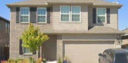 2110 Callahan Dr, Forney