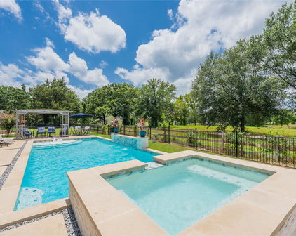 310 Splitrail Dr, Mabank