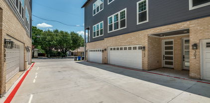 631 N Tyler St Unit 202, Dallas