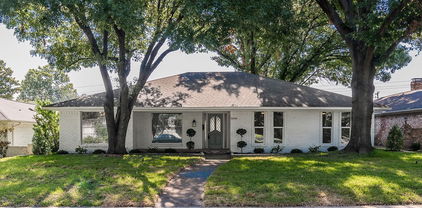 8808 Echo Valley Dr, Dallas
