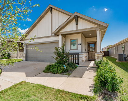 1447 Rolling Fox Dr, Forney