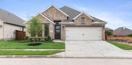 1471 Kingswell Ln, Forney