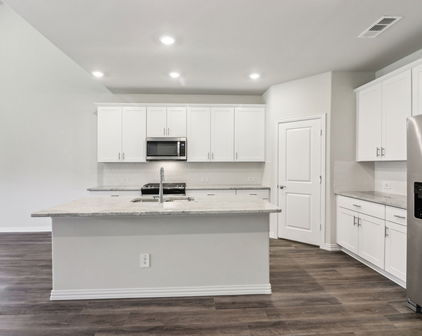 1355 Los Olmos Ln, Crandall